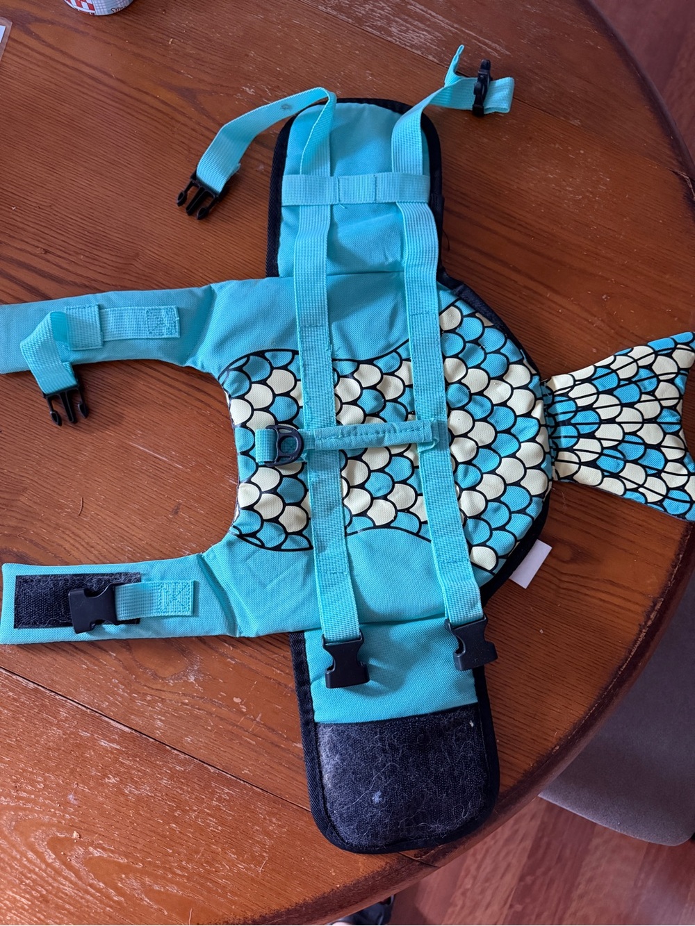 Aquatic-Style Teal Dog Life Jacket - Mermaid Scale Design